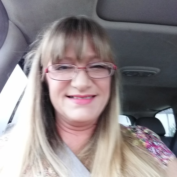 Meet the Posher Other - Meet your Posher, Christy